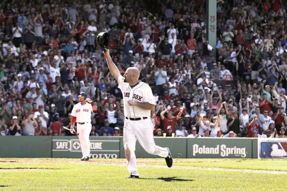 MLB Weekly Report: Boston Red Sox Trade Kevin Youkilis To Chicago White Sox