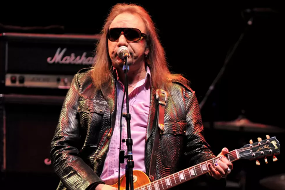 Ace Frehley Fractures Wrist, Forced to Cancel Tour