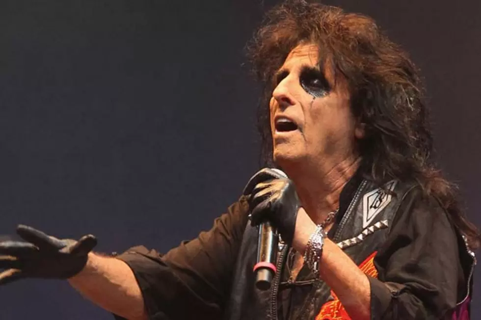 Alice Cooper Gets Robbed