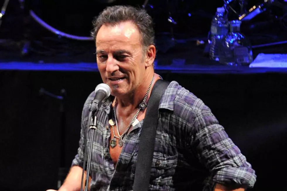 Bruce Springsteen&#8217;s &#8216;Wrecking Ball&#8217; Trending to Debut at No. 2 on Billboard Charts