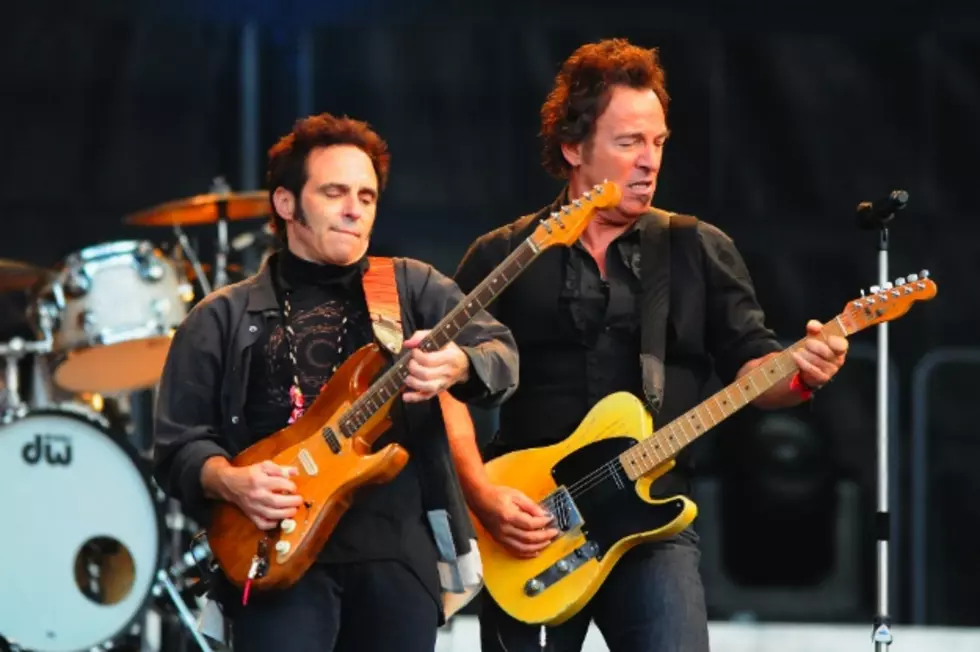 Nils Lofgren of Bruce Springsteen&#8217;s E Street Band Speaks Out Against Republican Candidates