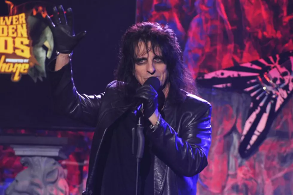 Alice Cooper Plans A Bloody Bonnaroo