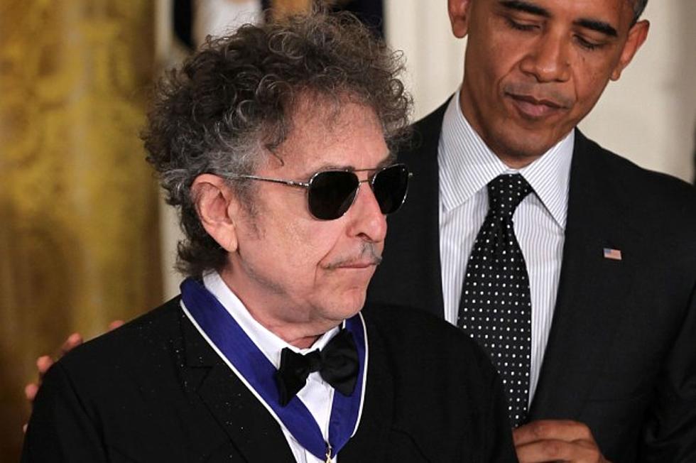 Bob Dylan Receives Presidential Medal of Freedom
