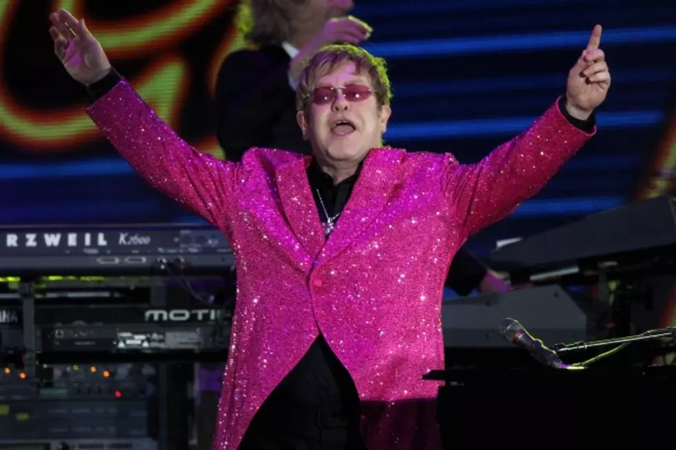 Elton John&#8217;s &#8216;Avoid&#8217; List Includes Twitter, Dance Record