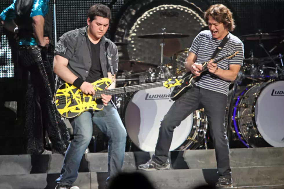 Van Halen Super Bowl Rumors Erupt Following Hints of &#8216;Special&#8217; 2013 Plans