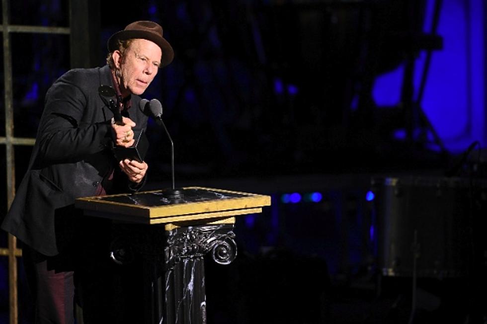 Tom Waits Reschedules &#8216;Letterman&#8217; and &#8216;Fallon&#8217; Dates For July