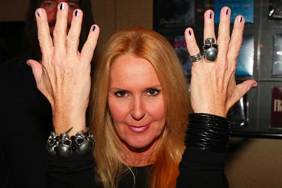 Lita Ford Reports She&#8217;s Having &#8216;Too Much Fun&#8217; on Tour with Def Leppard and Poison