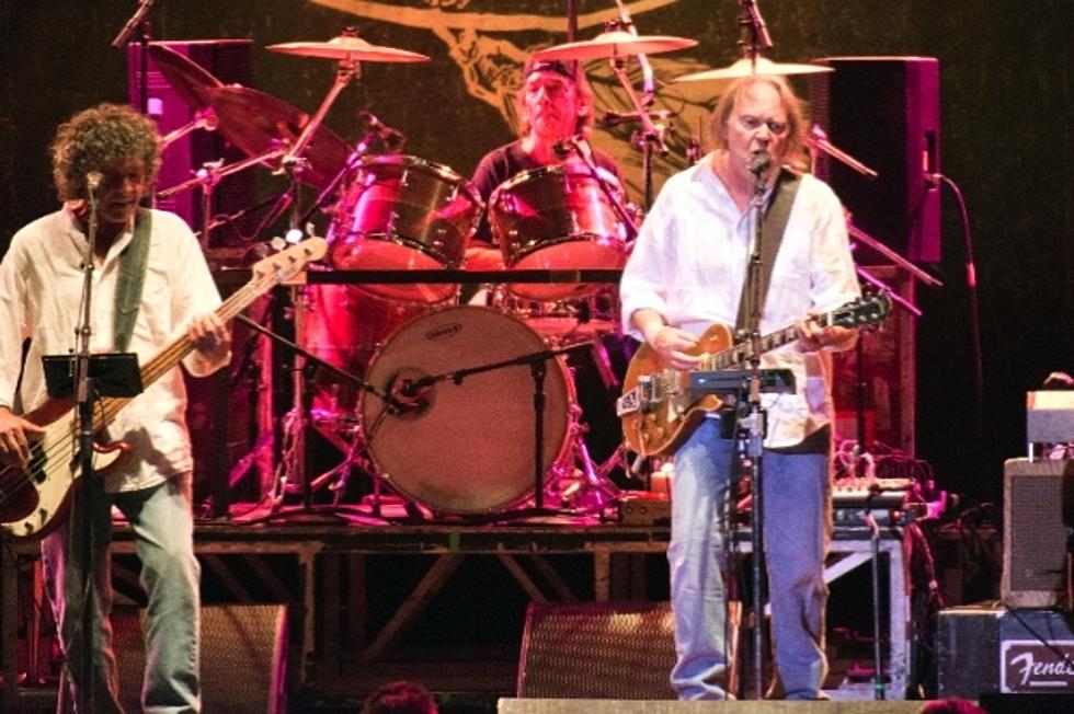 Neil Young Honors Bob Dylan + Other Classic Rockers With New Song, &#8216;Twisted Road&#8217;