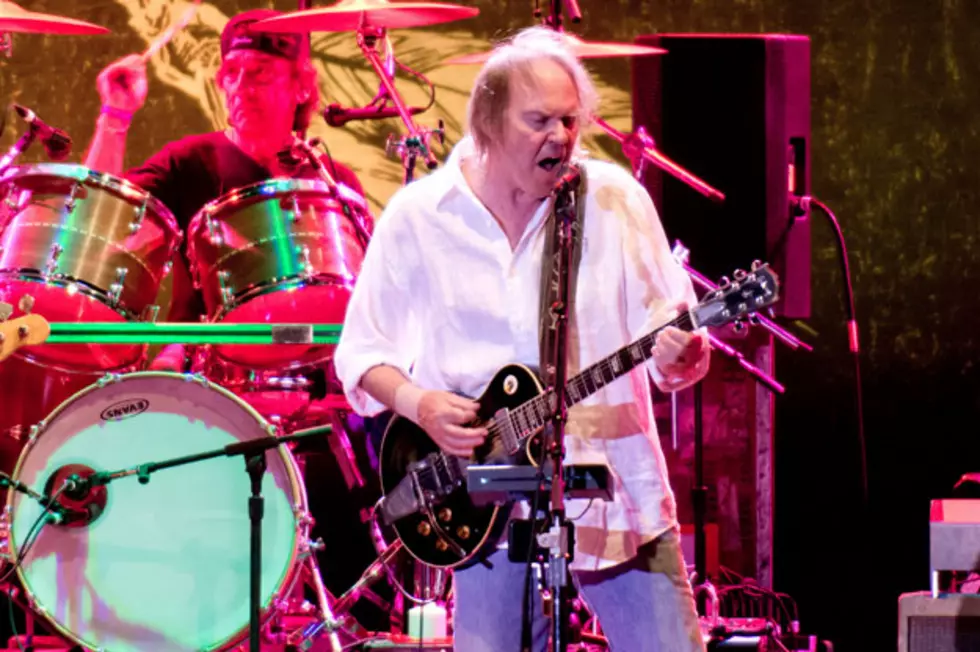 Neil Young Announces Double-Disc &#8216;Psychedelic Pill&#8217; Release Plans