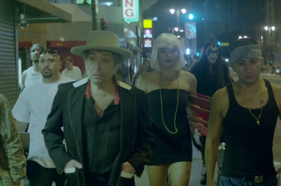 Bob Dylan Debuts Video for &#8216;Duquesne Whistle&#8217;