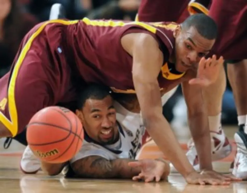 Gophers Top Washington to Advance to NIT Finals