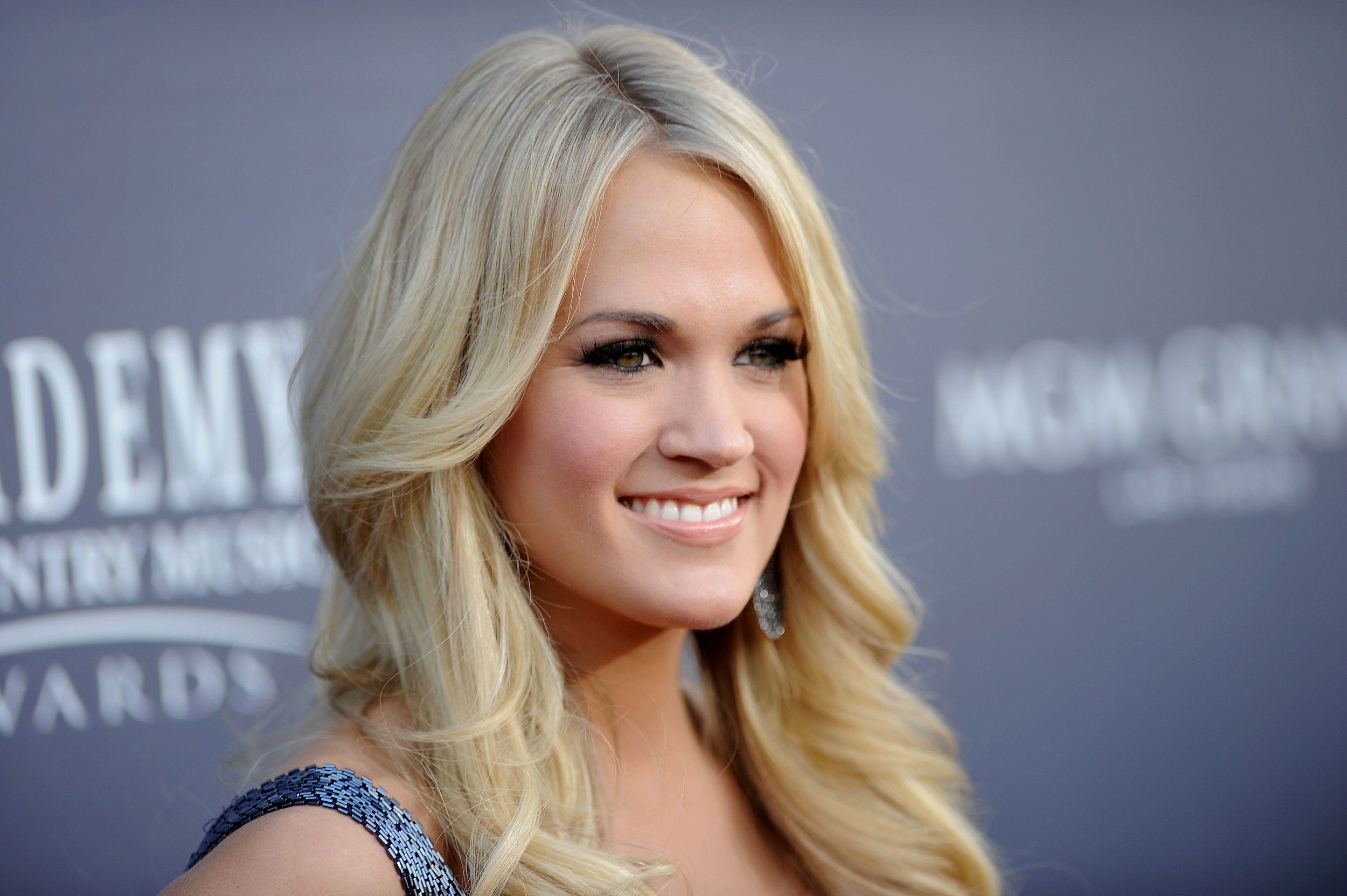 CARRIE UNDERWOOD Is One Of The Most ‘Dangerous’ Celebrities